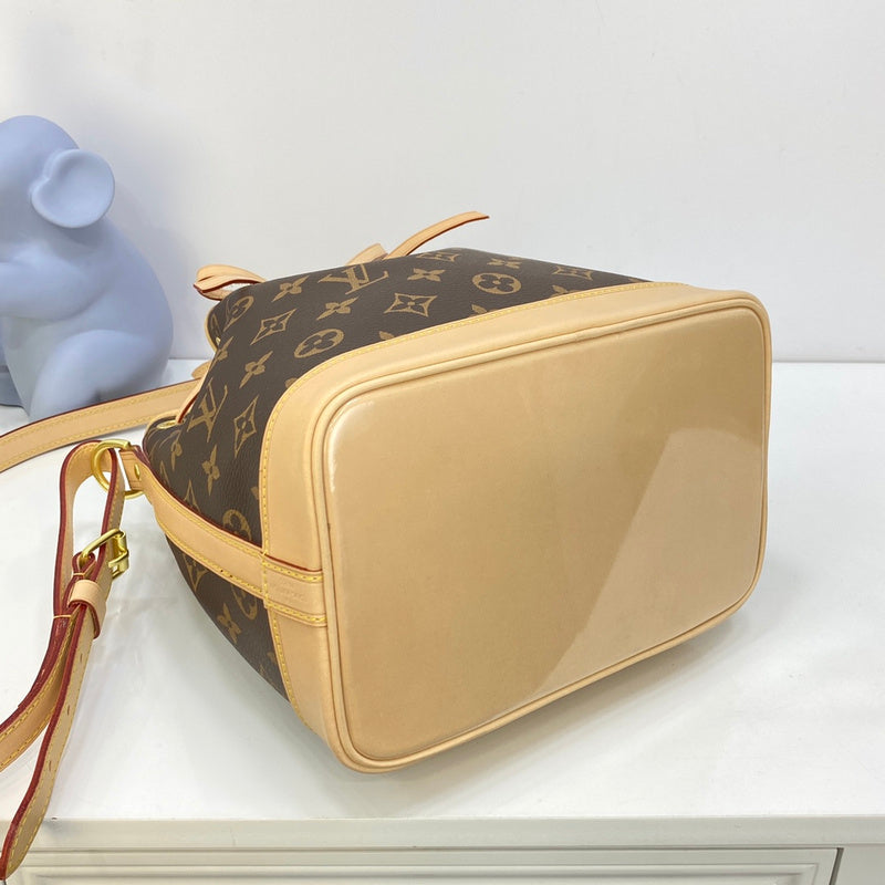 LOV - Luxurious Totes - 1752