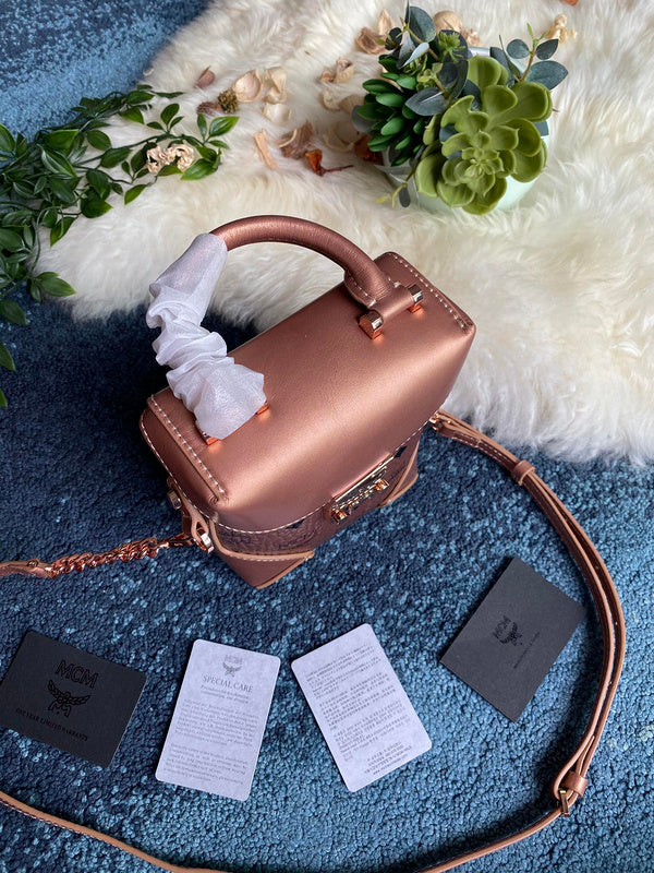 Luxurious Totes - Latest - 7808