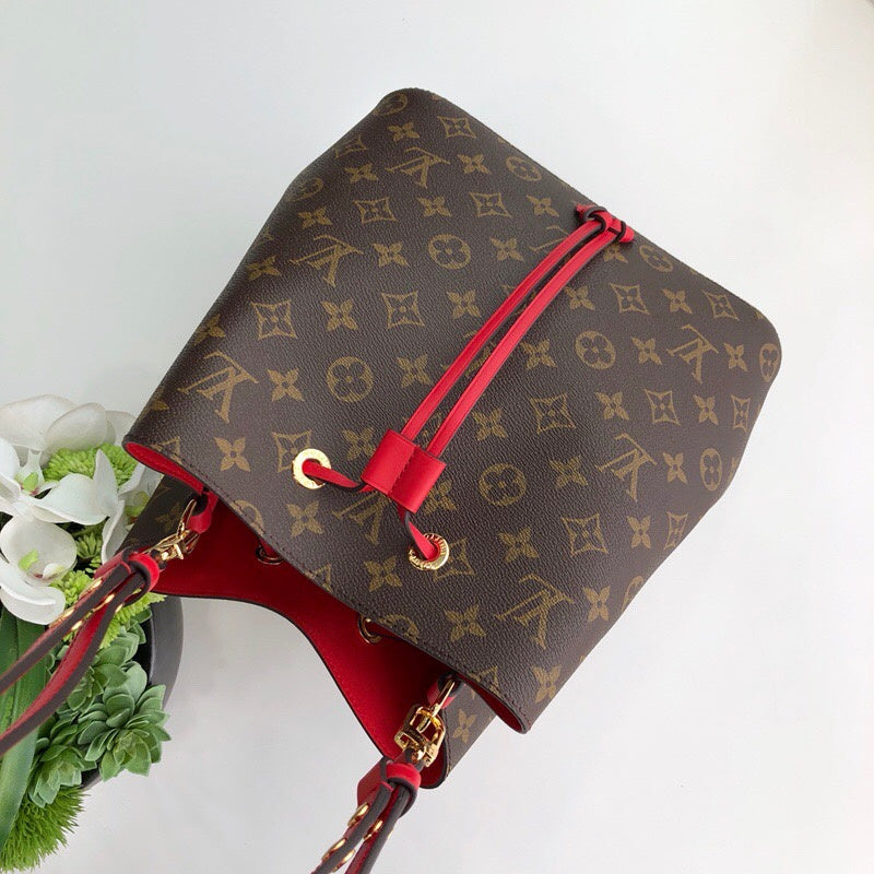 Luxurious Totes - Latest - 9736