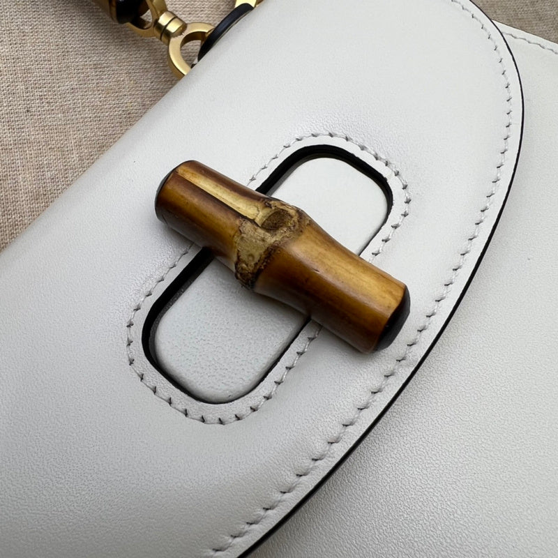 GUI - Luxurious Totes - 082