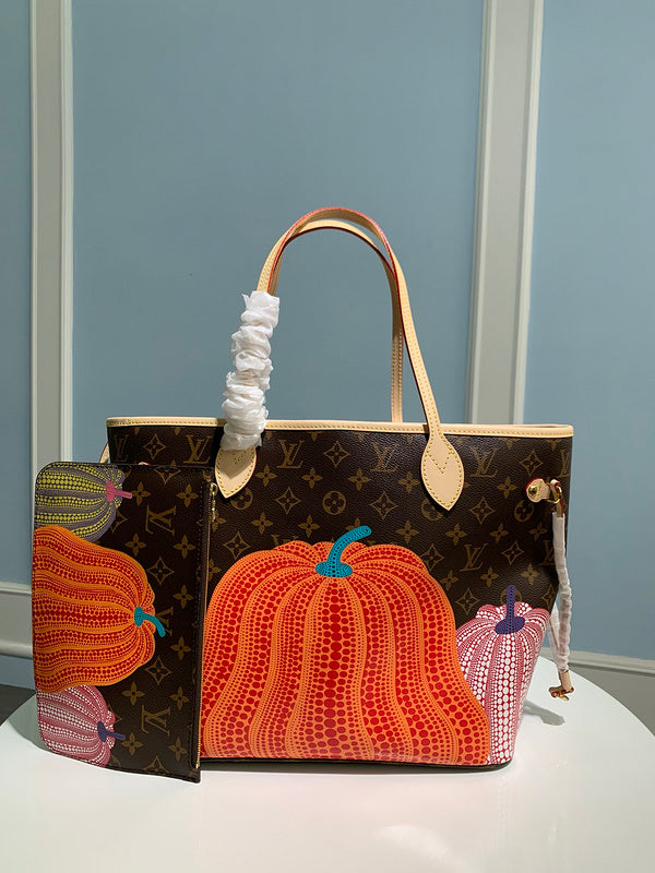 LOV - Luxurious Totes - 354