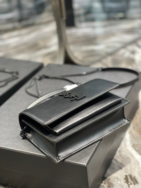 Luxurious Totes - Latest - 8239