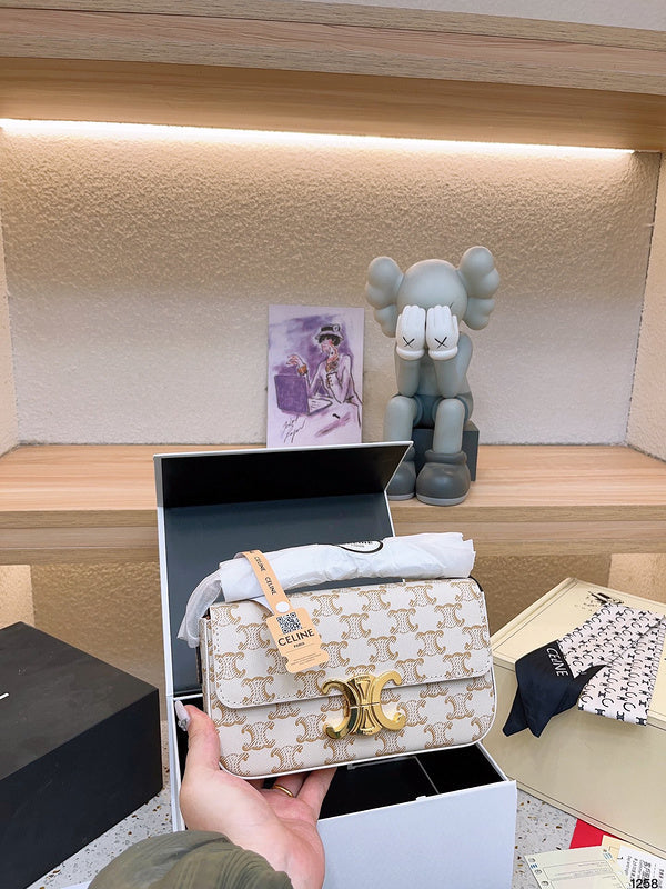 Luxurious Totes - CLE2 Bags - 053