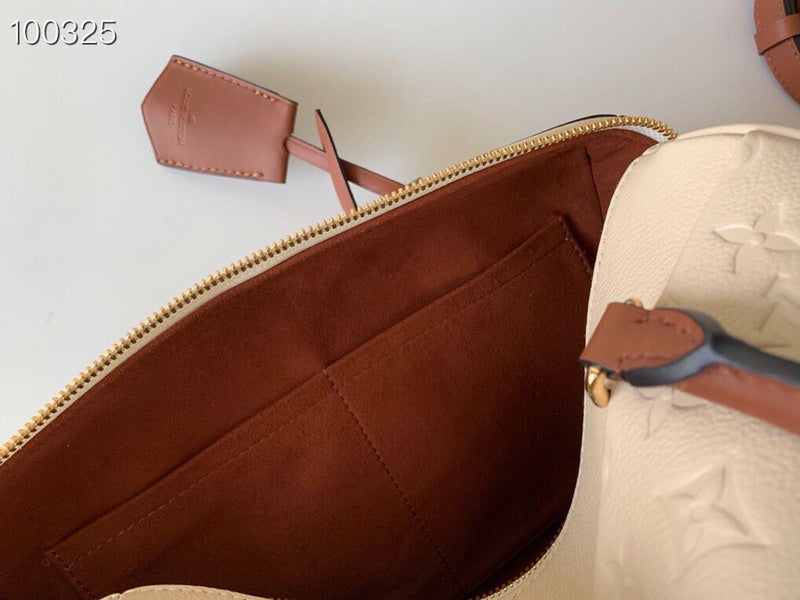Luxurious Totes - Latest - 9675