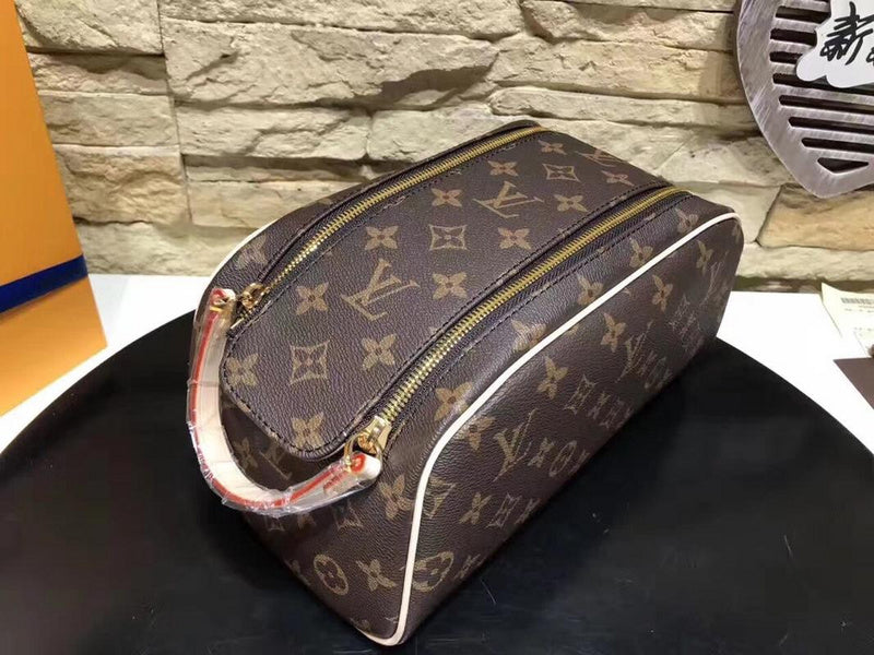 LOV - Luxurious Totes - 445
