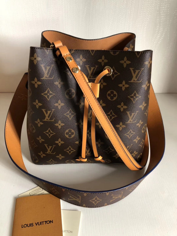 Luxurious Totes - Latest - 9750
