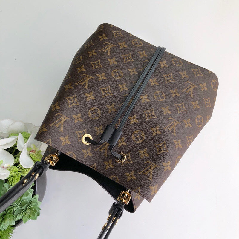 Luxurious Totes - Latest - 9737