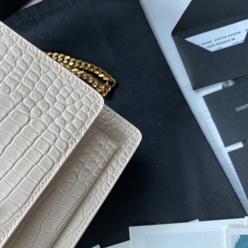 Luxurious Totes - Latest - 8713