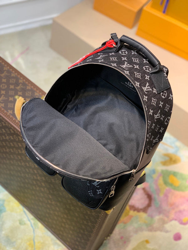 LOV - Luxurious Totes - 2053