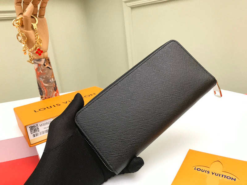 Luxurious Totes - Latest - 707