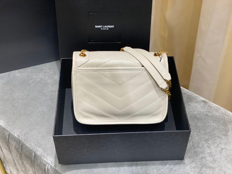 Luxurious Totes - Latest - 8281