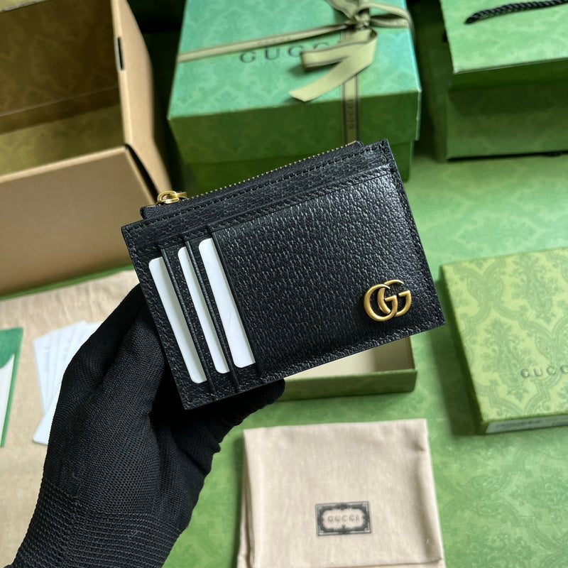GUI - Luxurious Totes - 122