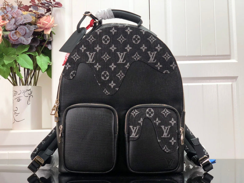 LOV - Luxurious Totes - 2024