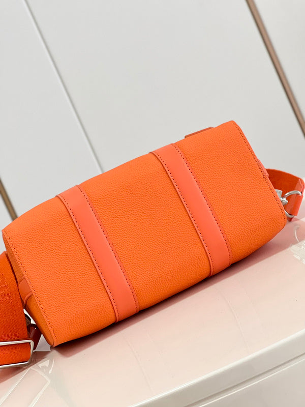 LOV - Luxurious Totes - 1845