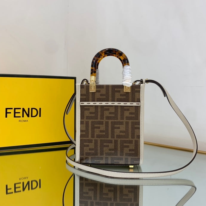 Luxurious Totes - Latest - 11390
