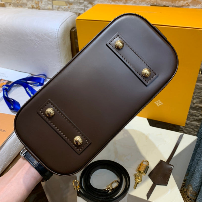 Luxurious Totes - Latest - 1695