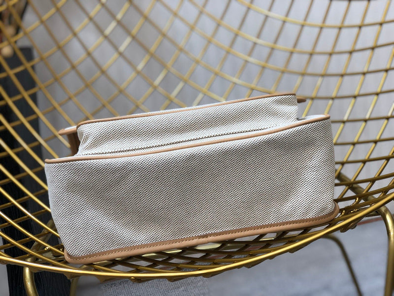 Luxurious Totes - Latest - 9097