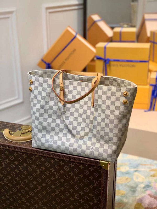 LOV - Luxurious Totes - 2131