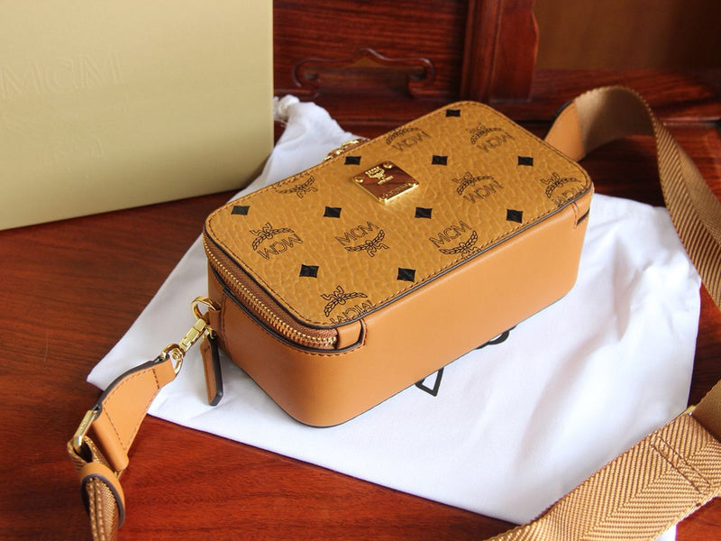 Luxurious Totes - Latest - 7824