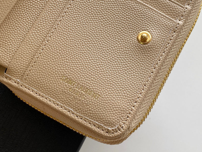 Luxurious Totes - Latest - 7111