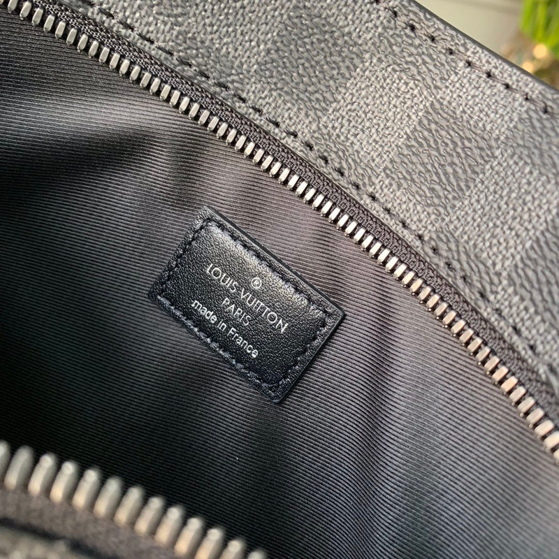 LOV - Luxurious Totes - 422