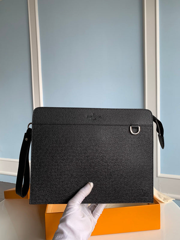 LOV - Luxurious Totes - 952