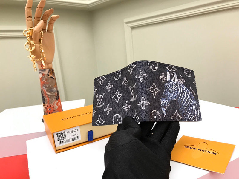 Luxurious Totes - Latest - 700