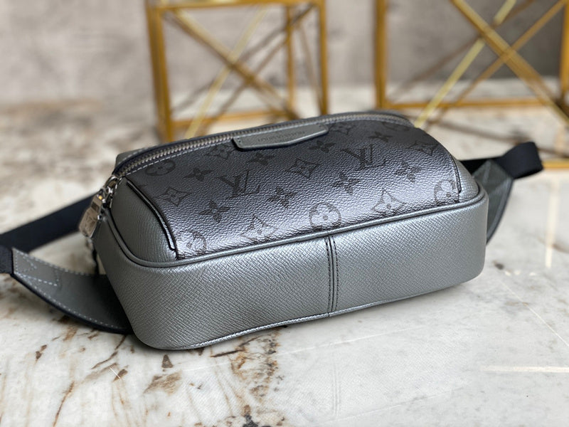LOV - Luxurious Totes - 1621