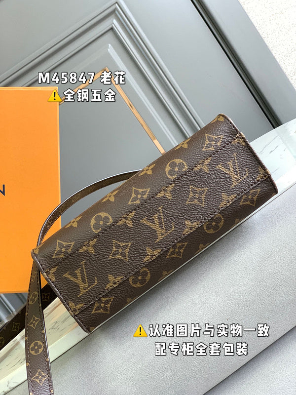 LOV - Luxurious Totes - 1703
