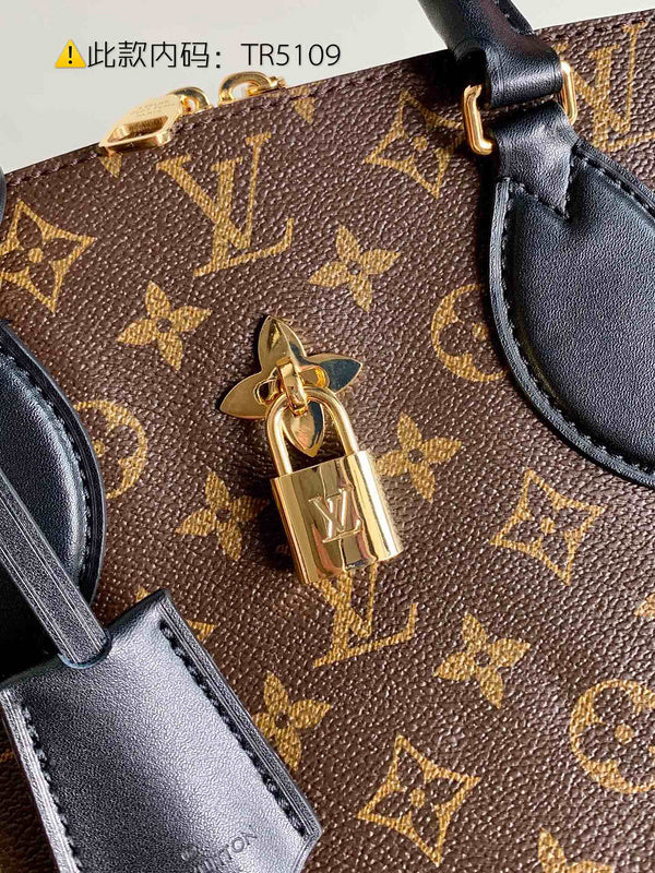Luxurious Totes - Latest - 2362