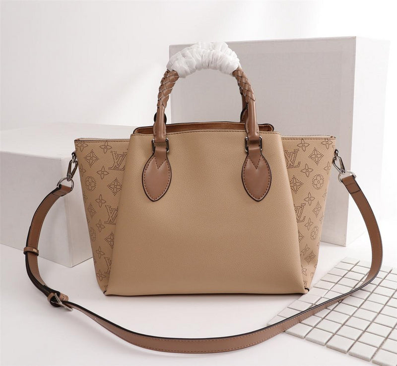 LOV - Luxurious Totes - 2721