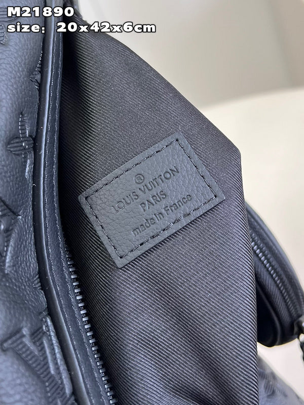 LOV - Luxurious Totes - 326