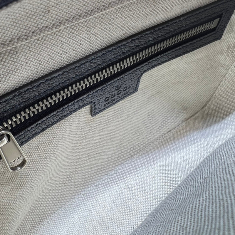 GUI - Luxurious Totes - 684