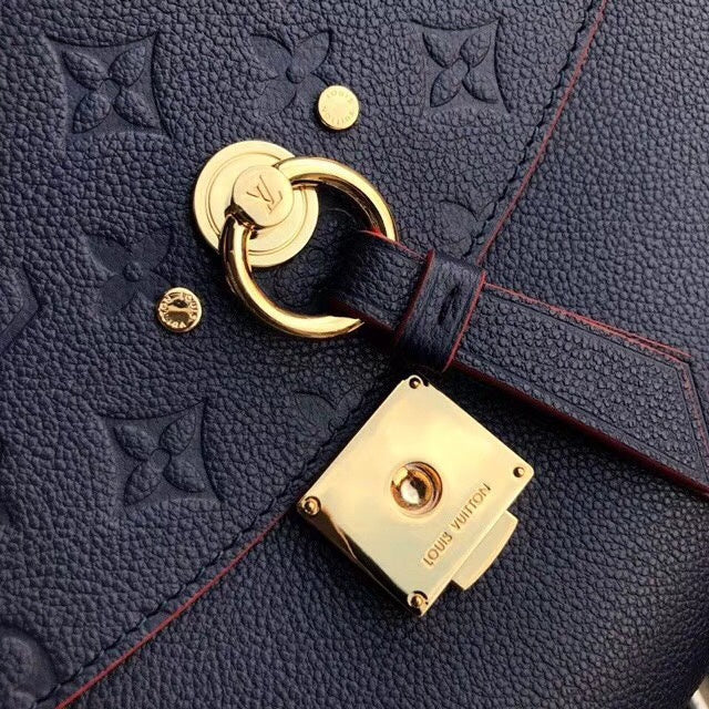 LOV - Luxurious Totes - 2761