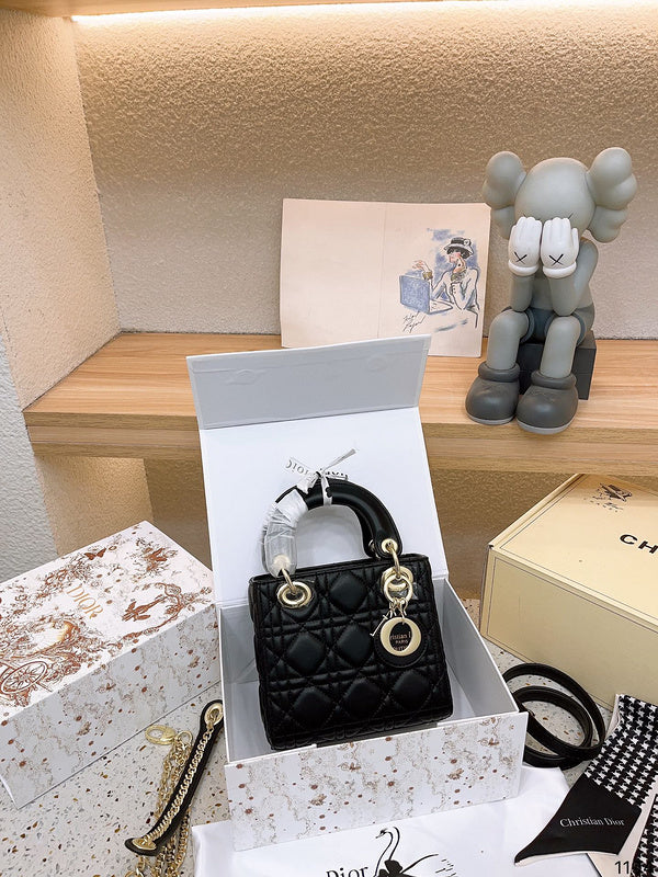 Luxurious Totes - DOR2 Bags - 154