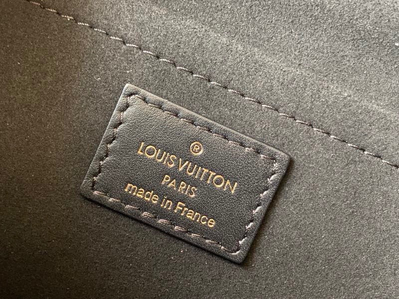 Luxurious Totes - Latest - 10128