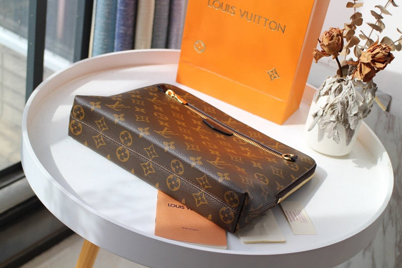 LOV - Luxurious Totes - 397