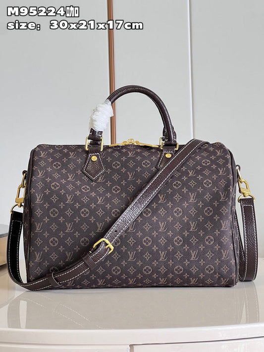 LOV - Luxurious Totes - 191