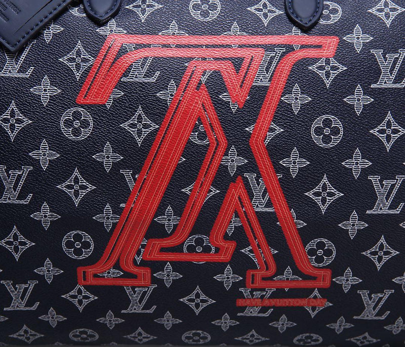 LOV - Luxurious Totes - 2697