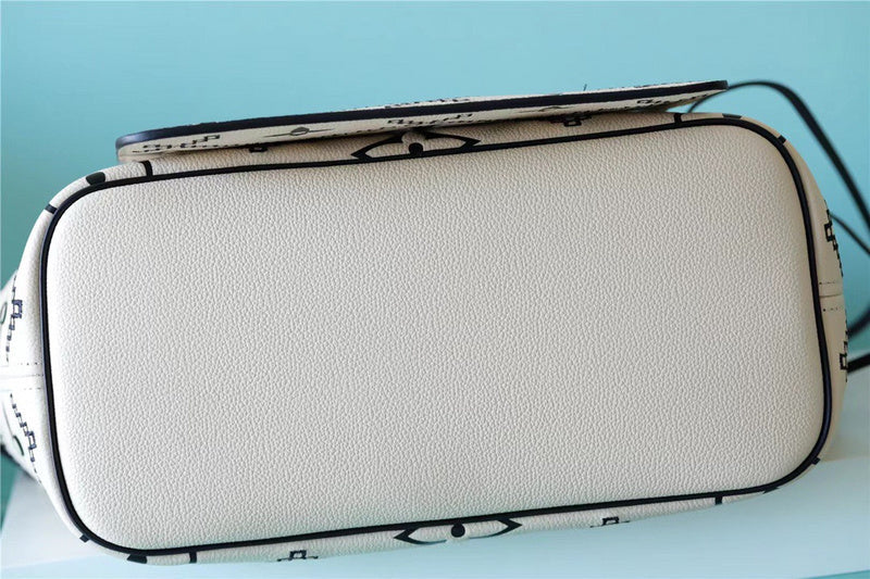 Lux-Totes - LOV Bags - 1035