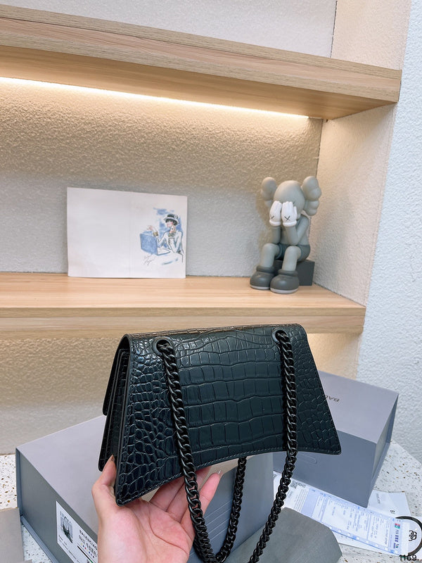 Luxurious Totes - BGA2 Bags - 352