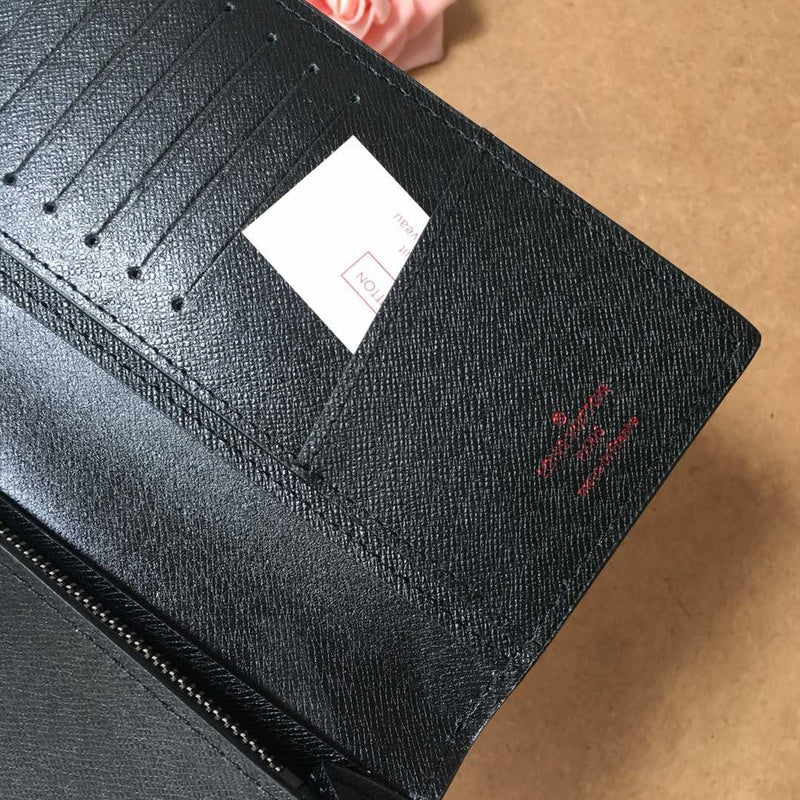 LOV - Luxurious Totes - 2738