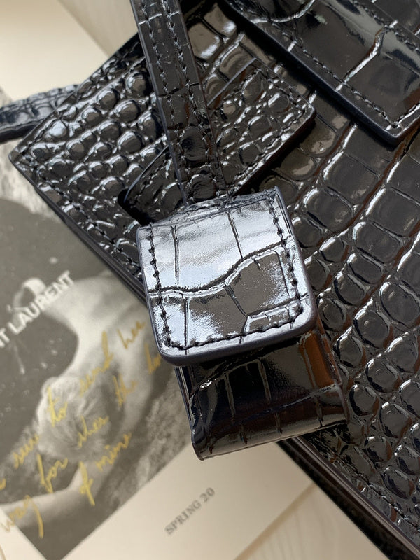 Luxurious Totes - Latest - 8866