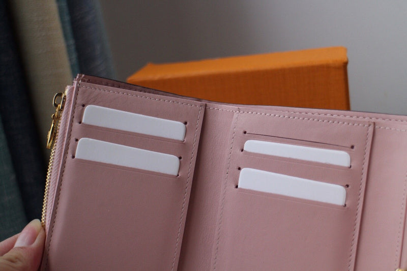 Luxurious Totes - Latest - 1237