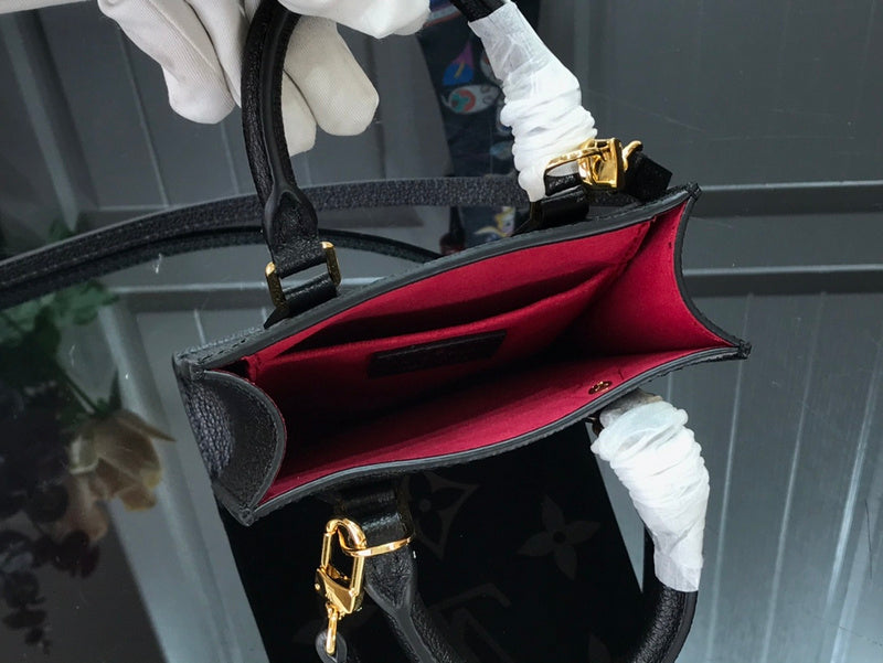 LOV - Luxurious Totes - 2472