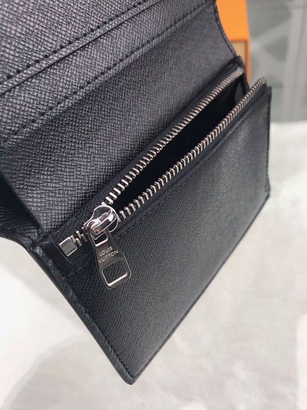 LOV - Luxurious Totes - 2306