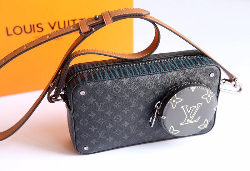 LOV - Luxurious Totes - 2287