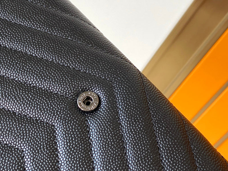 Luxurious Totes - Latest - 7071