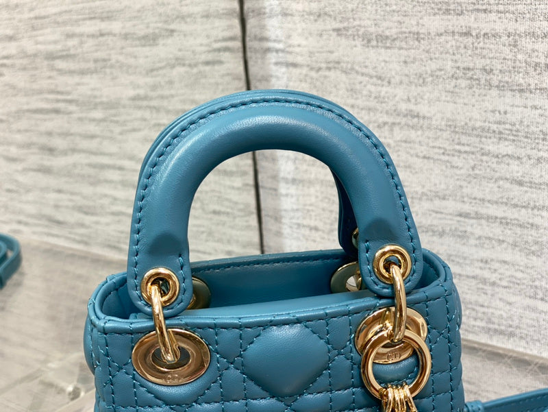 Luxurious Totes - Latest - 6223