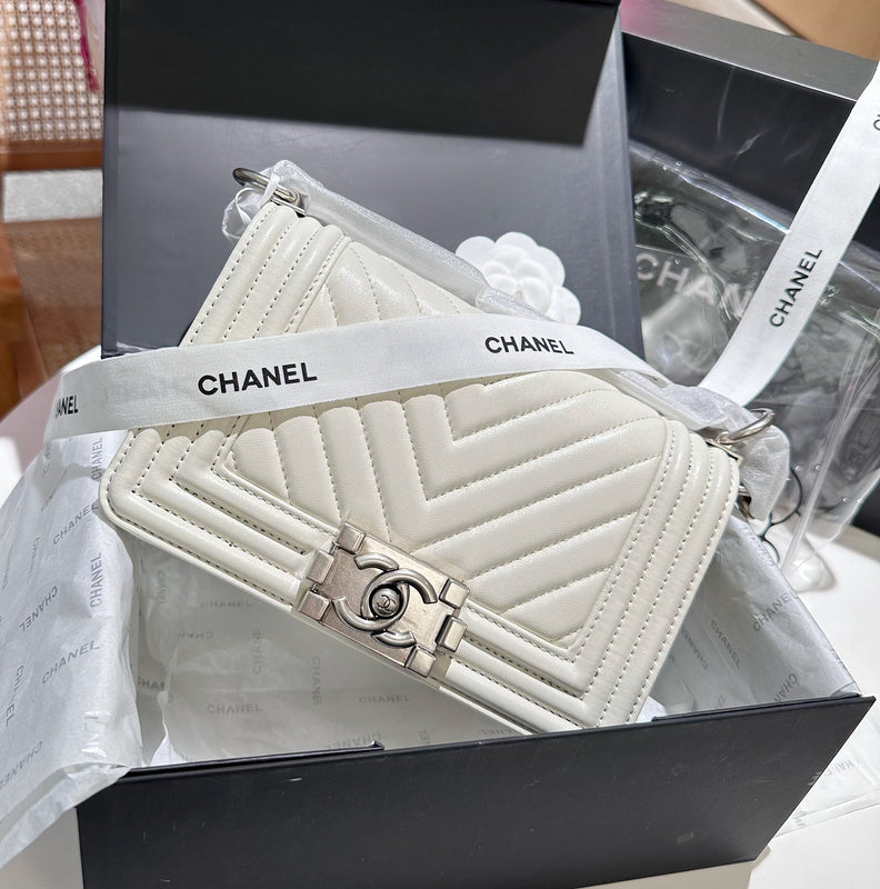 Luxurious Totes - CNL3 Bags - 052